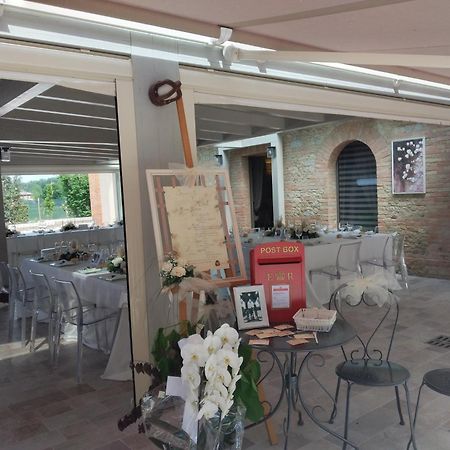 La Rondanina Villa Castelnuovo Fogliani ภายนอก รูปภาพ