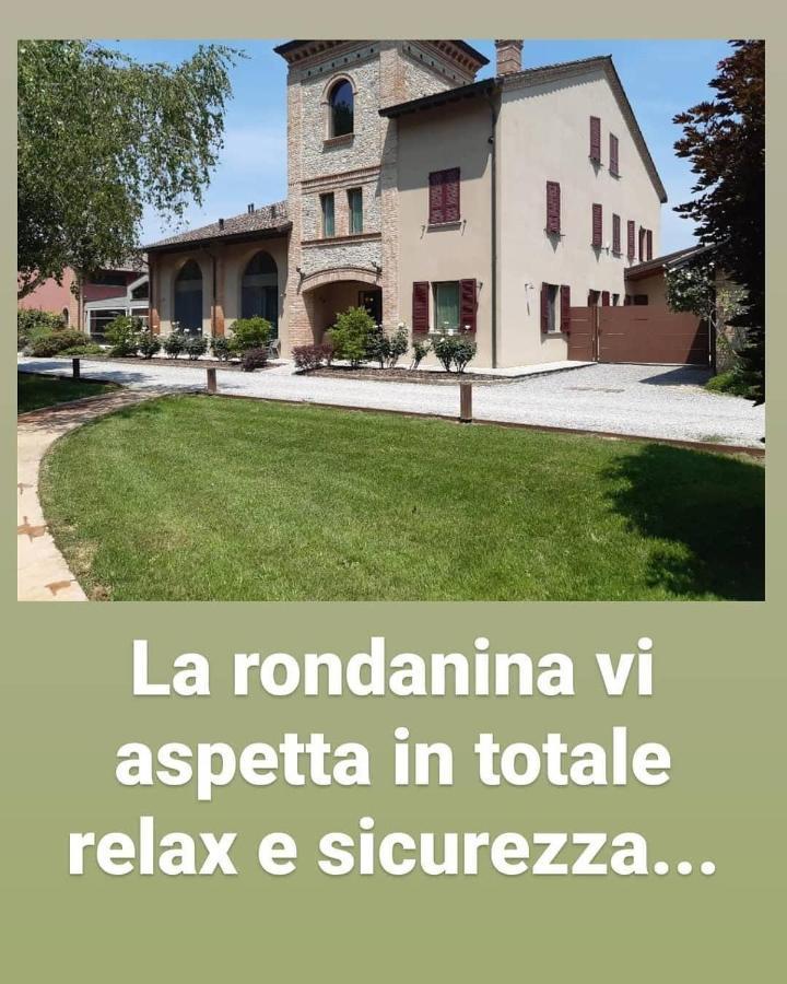 La Rondanina Villa Castelnuovo Fogliani ภายนอก รูปภาพ