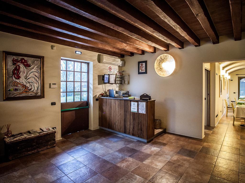 La Rondanina Villa Castelnuovo Fogliani ภายนอก รูปภาพ